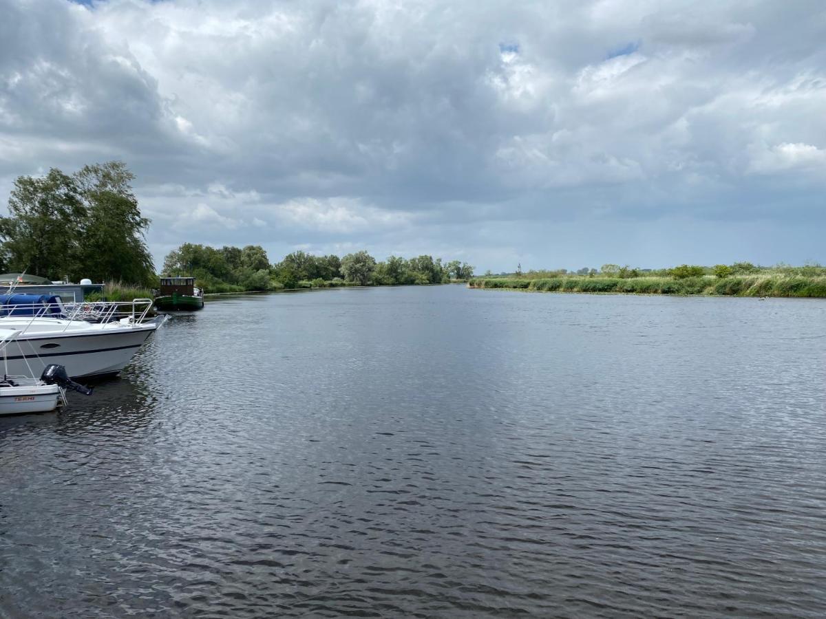 Schwimmpod An Der Peene Anklam Exterior foto